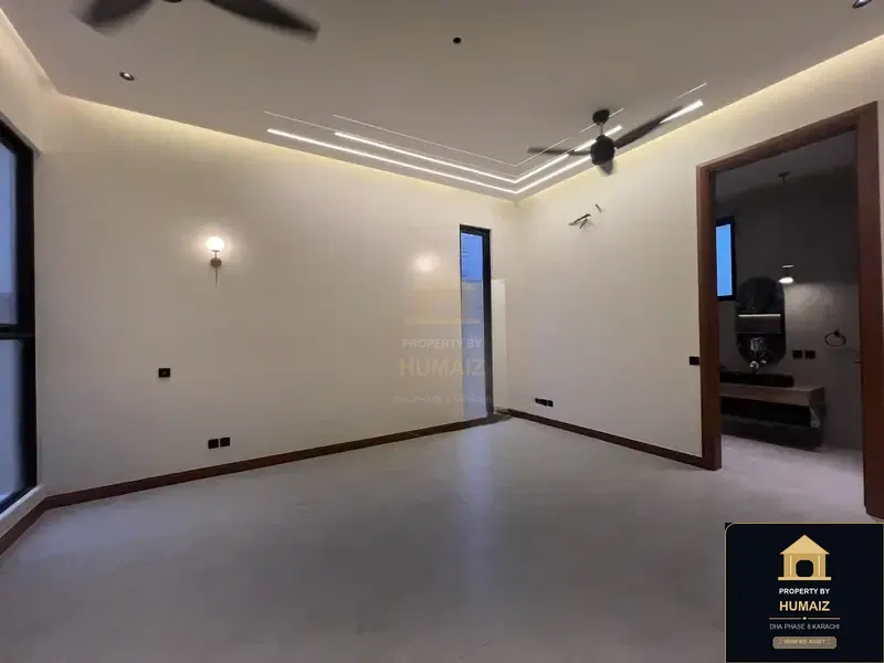 500 Sq. Yd. 6-Bedroom Luxury Villa (Private Pool, 6 Bath, Residence 5) at Creek Vistas For Sale in DHA Phase 8 Karachi — Photograph 8