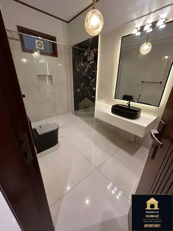 500 Sq. Yd. 6-Bedroom Luxury Villa (Basement, 6 Bath, Residence 125) in DHA Phase 8 For Sale in DHA Phase 8 Karachi — Photograph 6