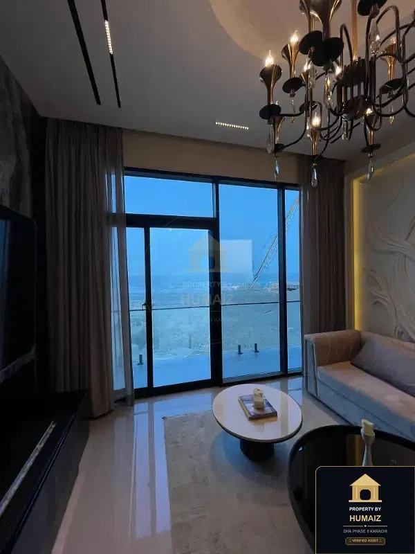 3-Bedroom Luxury Apartment (Sea Facing, 3 Bath, Suite 18) at The Views For Rent in DHA Phase 8 Karachi — Photograph 3