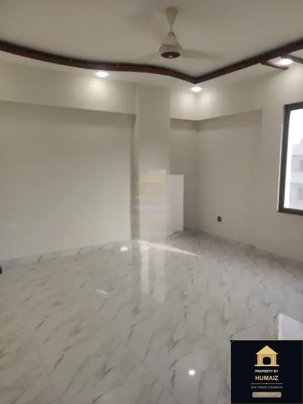 4-Bedroom Luxury Apartment (Brand New, 4 Bath, Suite 4) on Al-Murtaza Commercial For Sale in DHA Phase 8 Karachi — Photograph 3