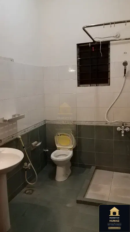 3-Bedroom Upper/Lower Portion (4 Bath, Unit 76) in DHA Phase 8 For Rent in DHA Phase 8 Karachi — Photograph 15