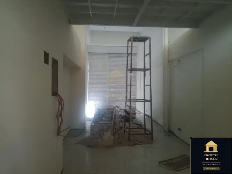 59 Sq. Yd. Commercial Retail Shop (1 Bath, Unit 1) on Al-Murtaza Commercial For Sale in DHA Phase 8 Karachi — Photograph 4