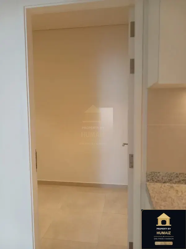 3-Bedroom Luxury Apartment (Sea Facing, 5 Bath, Suite 23) at The Views For Rent in DHA Phase 8 Karachi — Photograph 22