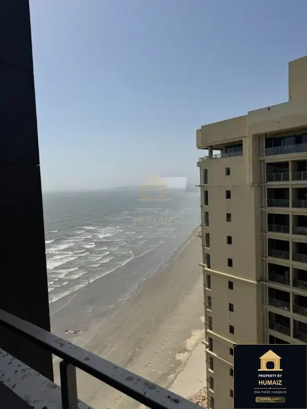 3-Bed Luxury Penthouse at Emaar Oceanfront For Sale in DHA Phase 8 Karachi — Photograph 8
