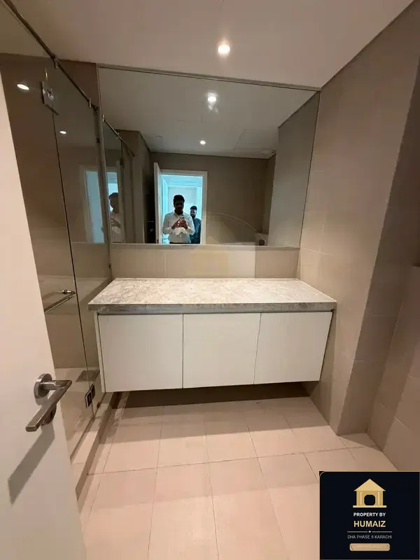 2-Bedroom Luxury Apartment (Brand New, 3 Bath, Suite 62) at The Views For Sale in DHA Phase 8 Karachi — Photograph 4