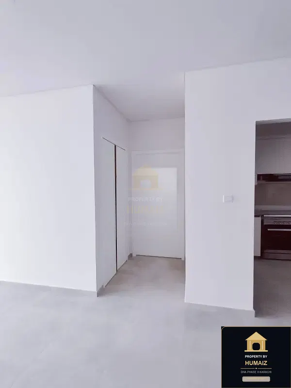 2-Bedroom Luxury Apartment (Sea Facing, 3 Bath, Suite 9) at Emaar Oceanfront For Rent in DHA Phase 8 Karachi — Photograph 11
