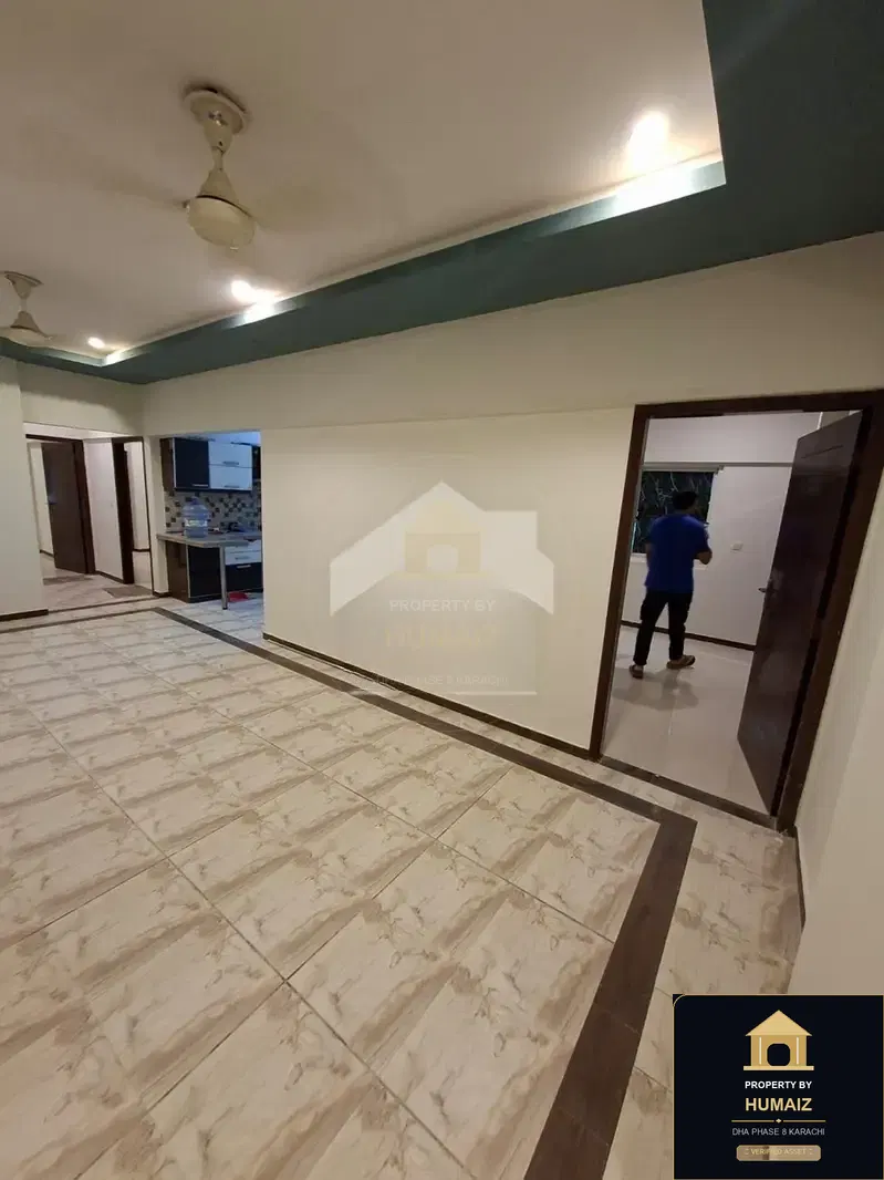 3-Bedroom Luxury Apartment (Brand New, 3 Bath, Suite 7) on Al-Murtaza Commercial For Rent in DHA Phase 8 Karachi — Photograph 4