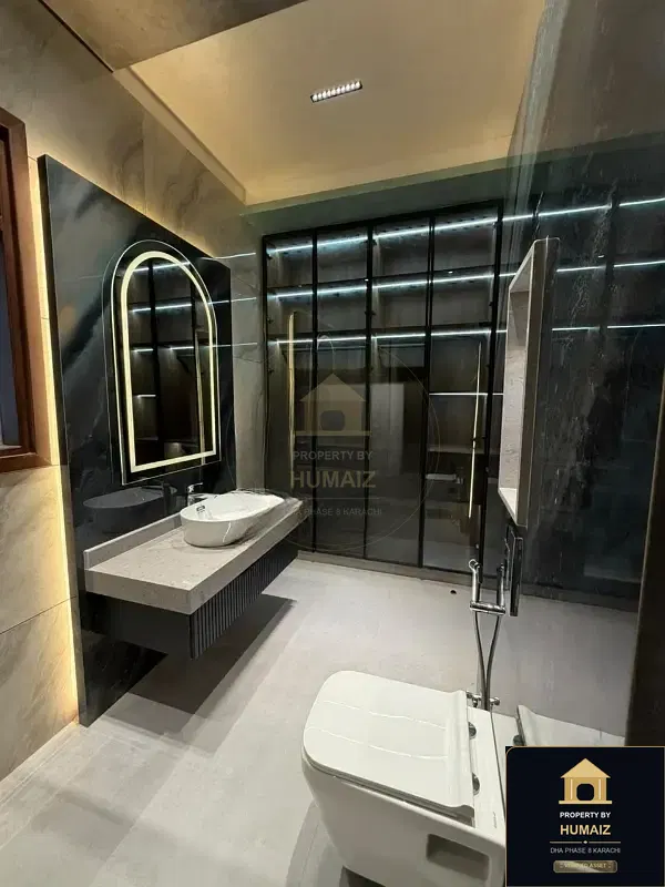1,000 Sq. Yd. 10-Bedroom Luxury Villa (Basement, 6 Bath, Residence 2) in Zone A For Sale in DHA Phase 8 Karachi — Photograph 6