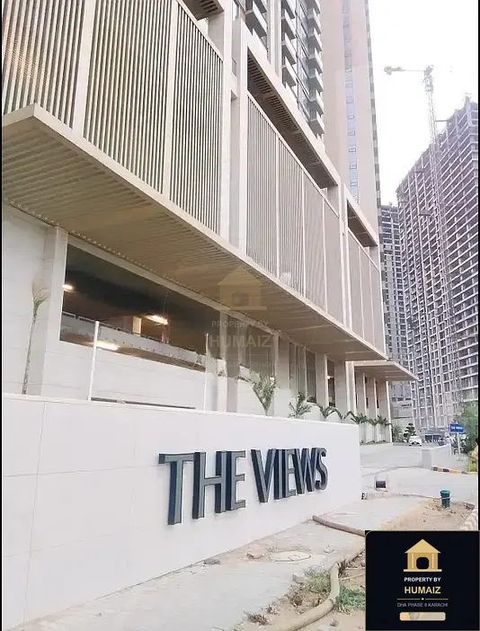 3-Bedroom Luxury Apartment (Boulevard Facing, 5 Bath, Suite 71) at The Views For Sale in DHA Phase 8 Karachi — Photograph 4