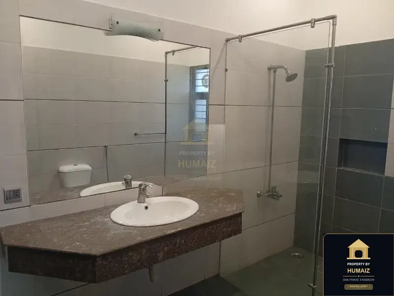 3-Bedroom Upper/Lower Portion (4 Bath, Unit 85) in DHA Phase 8 For Rent in DHA Phase 8 Karachi — Photograph 8