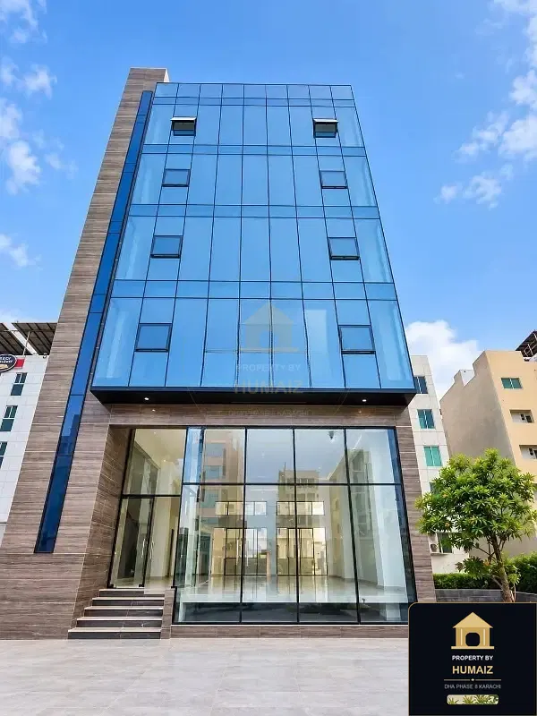 200 Sq. Yd. Commercial Building on Khayaban-e-Shaheen For Rent in DHA Phase 8 Karachi — Photograph 2