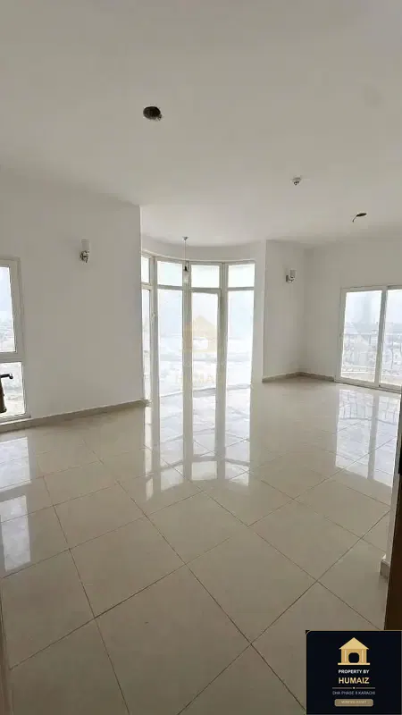 4-Bedroom Luxury Apartment (5 Bath, Suite 34) at Creek Vistas For Sale in DHA Phase 8 Karachi — Photograph 5