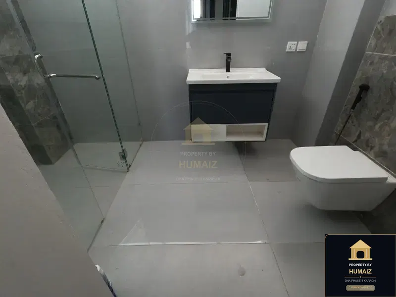 666 Sq. Yd. 6-Bedroom Luxury Villa (Private Pool, 6 Bath, Residence 1) in Khayaban-e-Tipu Sultan For Sale in DHA Phase 8 Karachi — Photograph 17