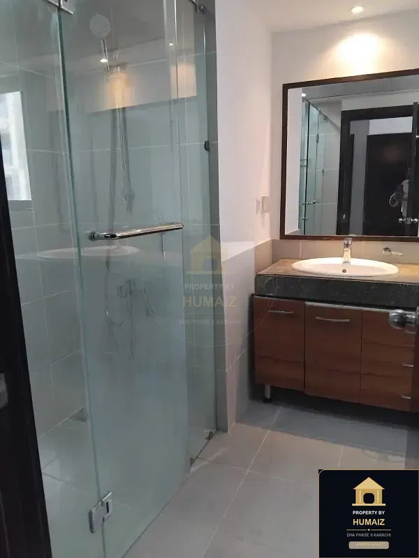 4-Bedroom Luxury Apartment (Sea Facing, 5 Bath, Suite 8) at Coral Towers For Sale in DHA Phase 8 Karachi — Photograph 15