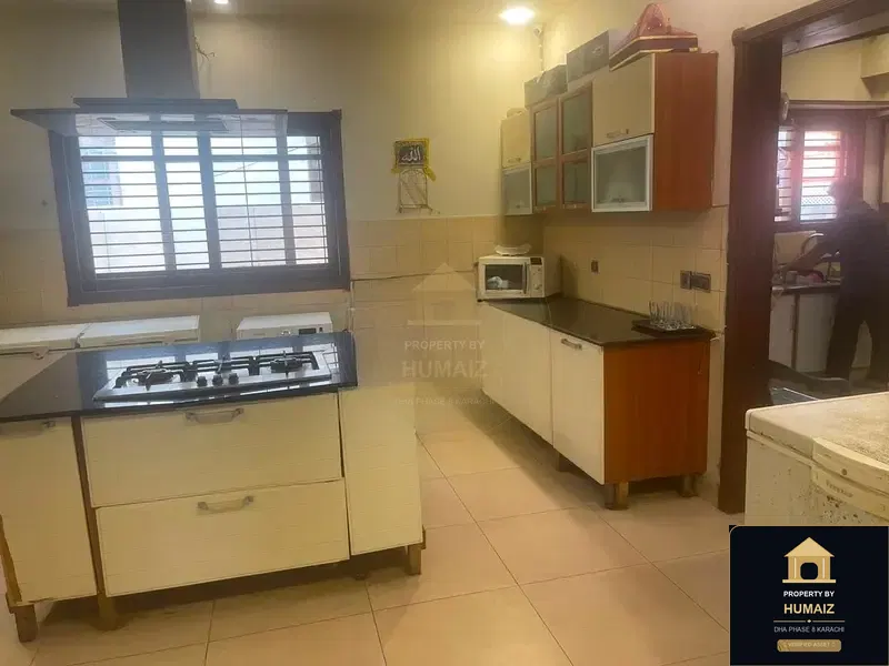 1,000 Sq. Yd. 8-Bedroom Luxury Villa (6 Bath, Residence 3) in DHA Phase 8 For Rent in DHA Phase 8 Karachi — Photograph 9