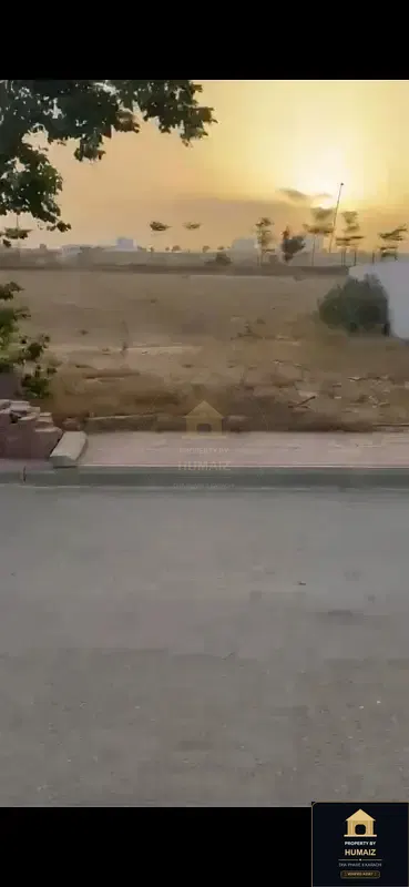 300 Sq. Yd. Residential Plot (Corner, Parcel 17) in Khayaban-e-Sahil For Sale in DHA Phase 8 Karachi — Photograph 3