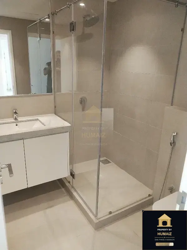 2-Bedroom Luxury Apartment (Sea Facing, 4 Bath, Suite 3) at The Views For Rent in DHA Phase 8 Karachi — Photograph 4