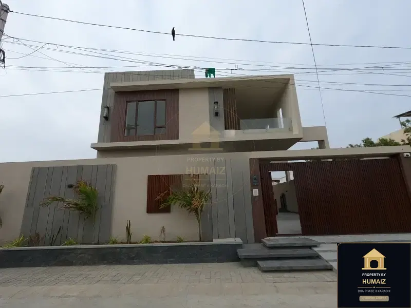 500 Sq. Yd. 5-Bedroom Luxury Villa (Basement, 5 Bath, Residence 21) in DHA Phase 8 For Sale in DHA Phase 8 Karachi — Photograph 3