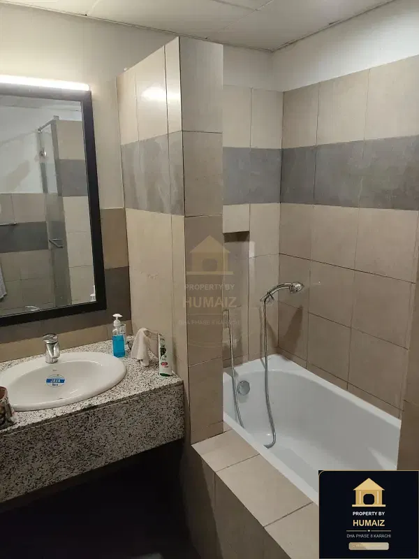 2-Bedroom Luxury Apartment (Sea Facing, 4 Bath, Suite 23) at Pearl Towers For Sale in DHA Phase 8 Karachi — Photograph 11