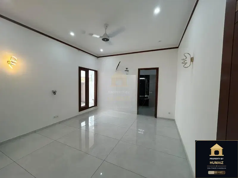 500 Sq. Yd. 7-Bedroom Luxury Villa (Corner, 6 Bath, Residence 10) in DHA Phase 8 For Sale in DHA Phase 8 Karachi — Photograph 4