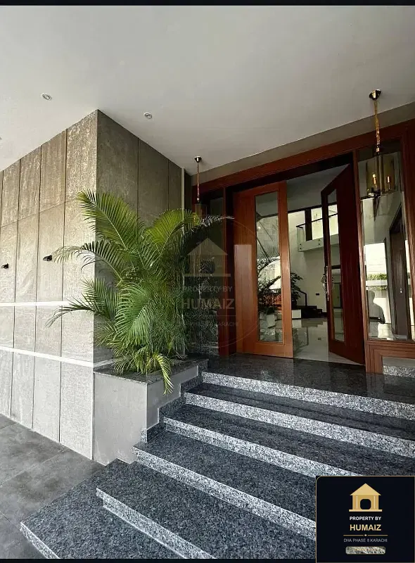 1,000 Sq. Yd. 6-Bedroom Luxury Villa on Qasim Street For Sale in DHA Phase 8 Karachi — Photograph 8