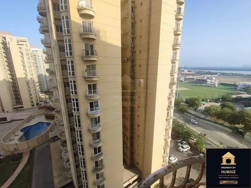 4-Bedroom Luxury Apartment (5 Bath, Suite 31) at Creek Vistas For Sale in DHA Phase 8 Karachi — Photograph 2