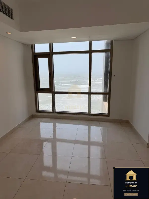 3-Bedroom Luxury Apartment (Sea Facing, 5 Bath, Suite 10) at Pearl Towers For Sale in DHA Phase 8 Karachi — Photograph 13