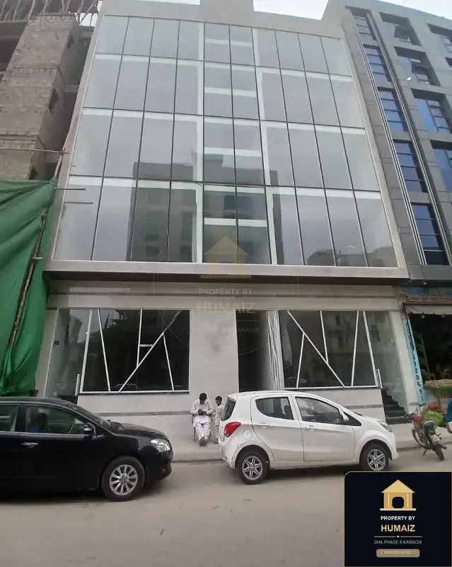 200 Sq. Yd. Commercial Building (Brand New, Unit 12) on Al-Murtaza Commercial For Rent in DHA Phase 8 Karachi — Photograph 5