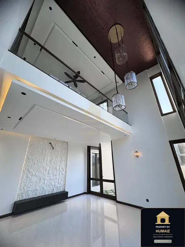 600 Sq. Yd. 6-Bedroom Luxury Villa (Basement, 7 Bath, Residence 3) in DHA Phase 8 For Sale in DHA Phase 8 Karachi — Photograph 5