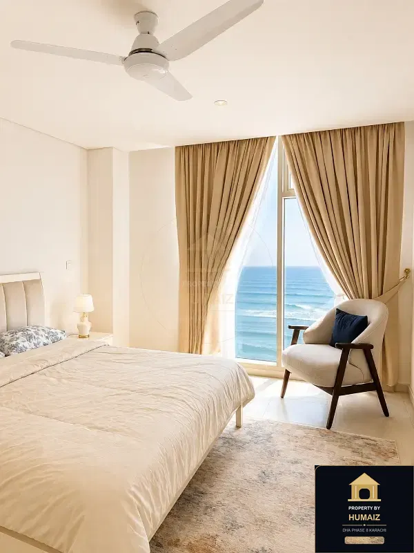 2-Bedroom Luxury Apartment (Sea Facing, 3 Bath, Suite 34) at The Views For Rent in DHA Phase 8 Karachi — Photograph 5