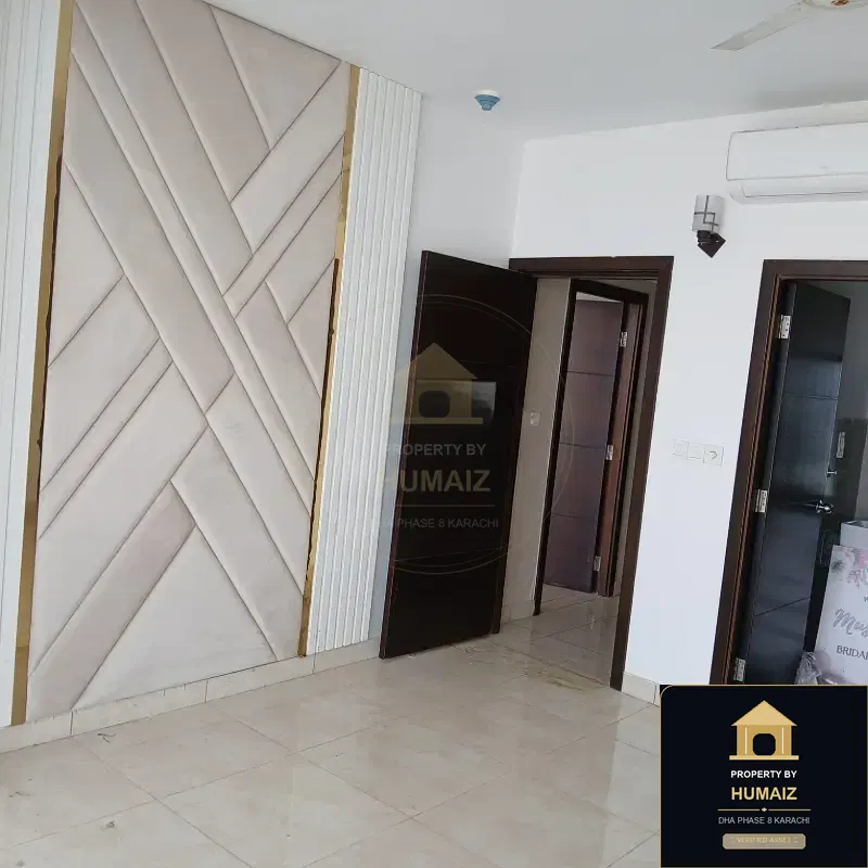 4-Bedroom Luxury Apartment (Sea Facing, 6 Bath, Suite 9) at Pearl Towers For Sale in DHA Phase 8 Karachi — Photograph 8