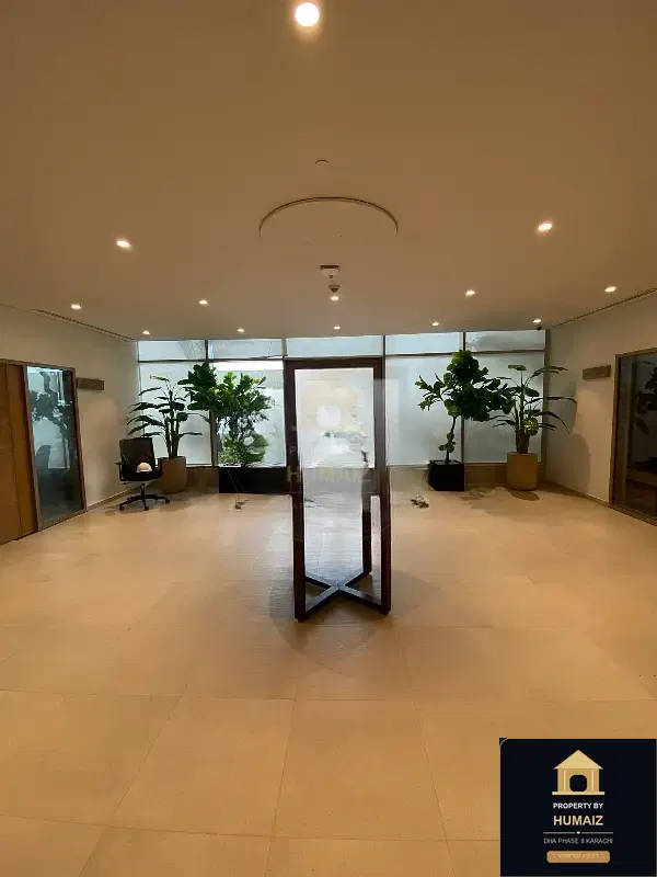 2-Bedroom Luxury Apartment (Sea Facing, 3 Bath, Suite 18) at The Views For Rent in DHA Phase 8 Karachi — Photograph 2