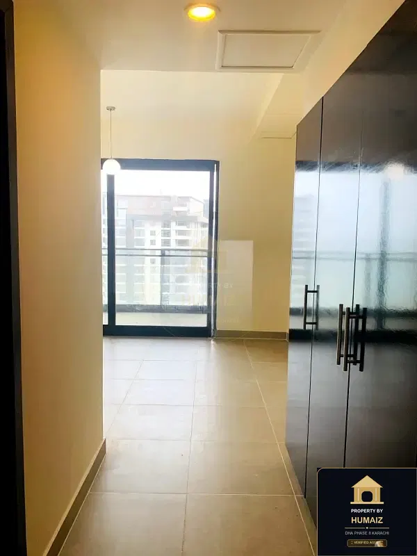 4-Bedroom Luxury Apartment (Sea Facing, 6 Bath, Suite 7) at Coral Towers For Sale in DHA Phase 8 Karachi — Photograph 3