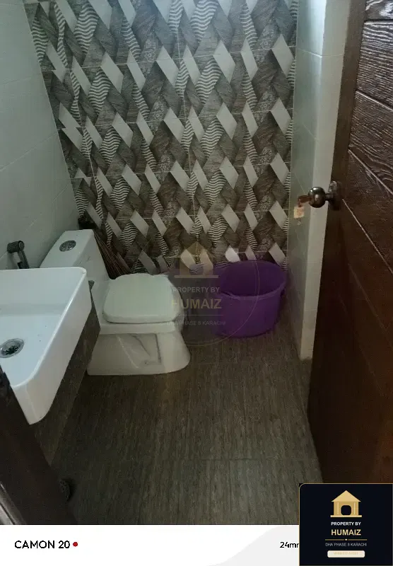44 Sq. Yd. Corporate Office Space in DHA Phase 8 For Sale in DHA Phase 8 Karachi — Photograph 10