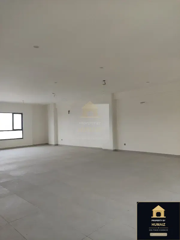 239 Sq. Yd. Corporate Office Space on Khayaban-e-Shaheen For Rent in DHA Phase 8 Karachi — Photograph 9