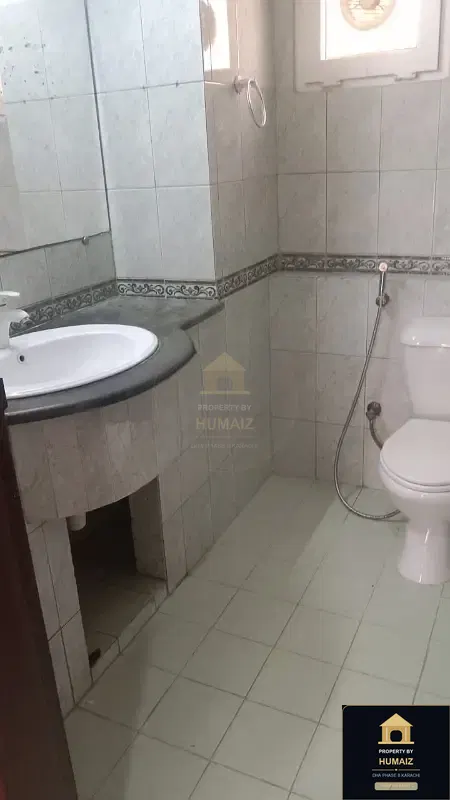 3-Bedroom Luxury Apartment (Park Facing, 4 Bath, Suite 12) at Creek Vistas For Rent in DHA Phase 8 Karachi — Photograph 16