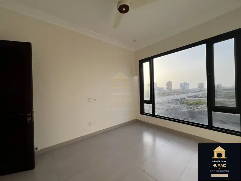 300 Sq. Yd. 5-Bedroom Luxury Villa (West Open, 5 Bath, Residence 4) in DHA Phase 8 For Sale in DHA Phase 8 Karachi — Photograph 9