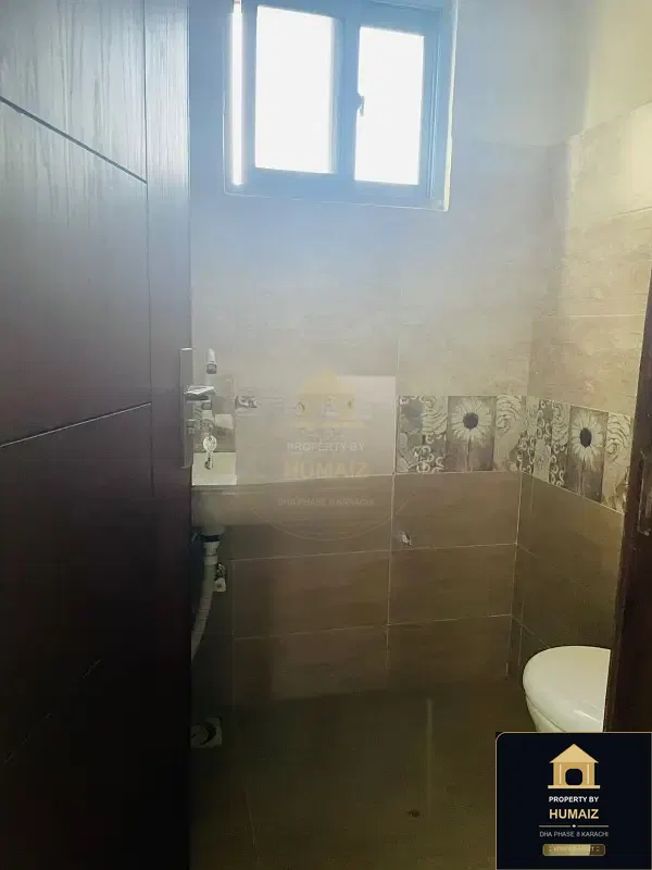 113 Sq. Yd. Corporate Office Space in Khayaban-e-Shaheen For Rent in DHA Phase 8 Karachi — Photograph 4
