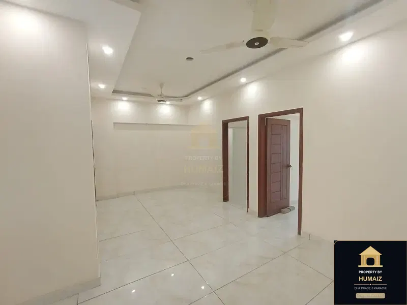 3-Bedroom Luxury Apartment (4 Bath, Suite 6) at Creek Vistas For Sale in DHA Phase 8 Karachi — Photograph 2