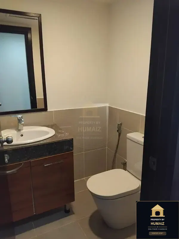 4-Bedroom Luxury Apartment (Sea Facing, 6 Bath, Suite 17) at Coral Towers For Sale in DHA Phase 8 Karachi — Photograph 30