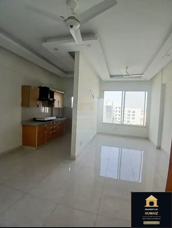 2-Bedroom Luxury Apartment (Brand New, 2 Bath, Suite 2) on Zulfiqar Commercial For Rent in DHA Phase 8 Karachi — Photograph 3