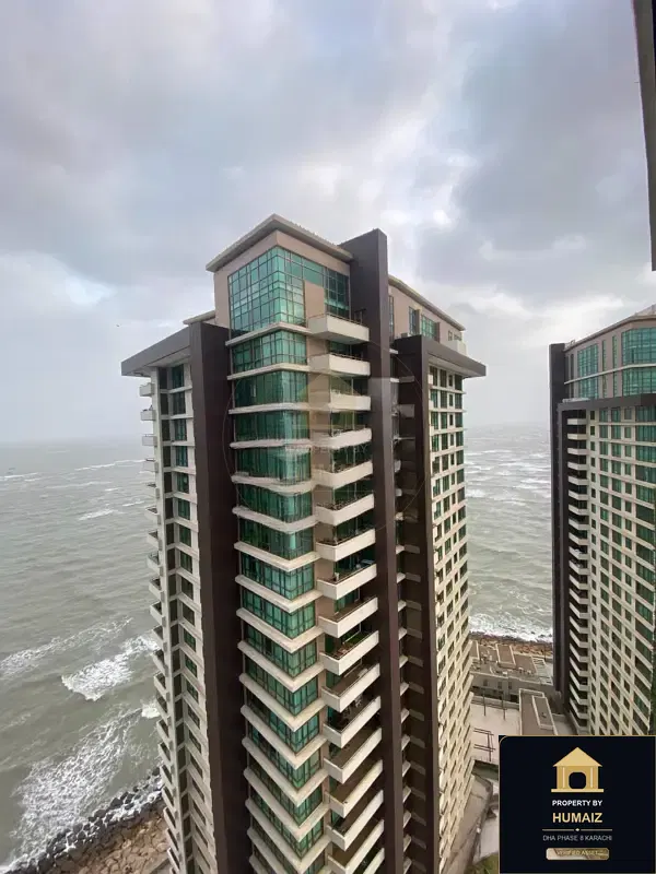 3-Bedroom Luxury Apartment (Brand New, 5 Bath, Suite 1) at Pearl Towers For Sale in DHA Phase 8 Karachi — Photograph 5