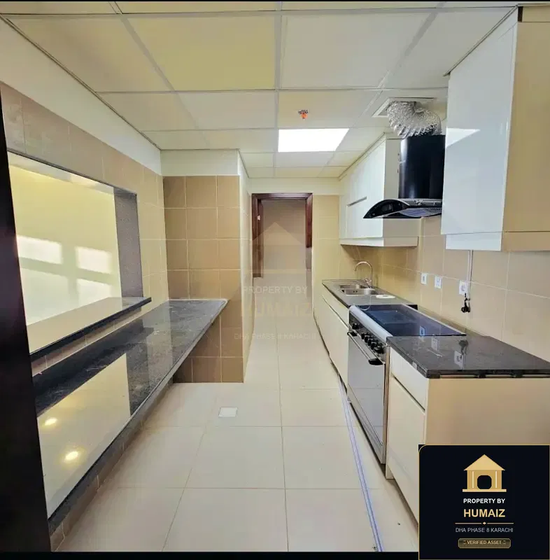 3-Bedroom Luxury Apartment (Sea Facing, 4 Bath, Suite 1) at Reef Towers For Rent in DHA Phase 8 Karachi — Photograph 3