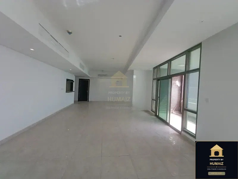 4-Bed Luxury Penthouse (Sea Facing, 5 Bath, Suite 1) at Pearl Towers For Rent in DHA Phase 8 Karachi — Photograph 27