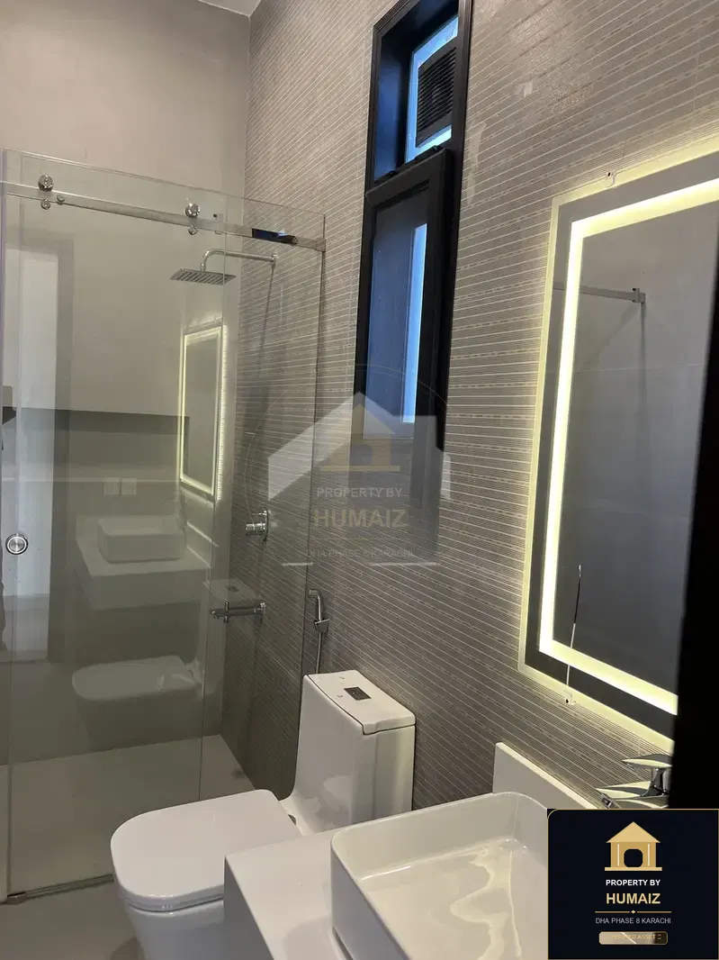 300 Sq. Yd. 5-Bedroom Luxury Villa (West Open, 5 Bath, Residence 4) in DHA Phase 8 For Sale in DHA Phase 8 Karachi — Photograph 6