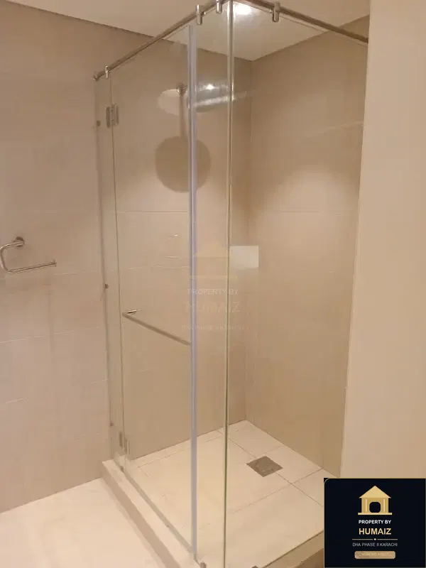 3-Bedroom Luxury Apartment (Sea Facing, 4 Bath, Suite 24) at The Views For Rent in DHA Phase 8 Karachi — Photograph 19