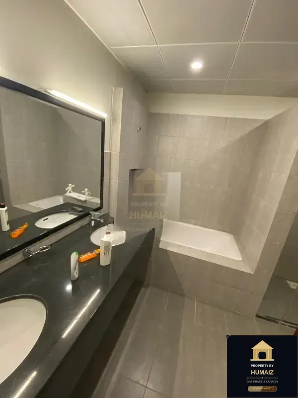 2-Bedroom Luxury Apartment (Sea Facing, 4 Bath, Suite 3) at Reef Towers For Rent in DHA Phase 8 Karachi — Photograph 17