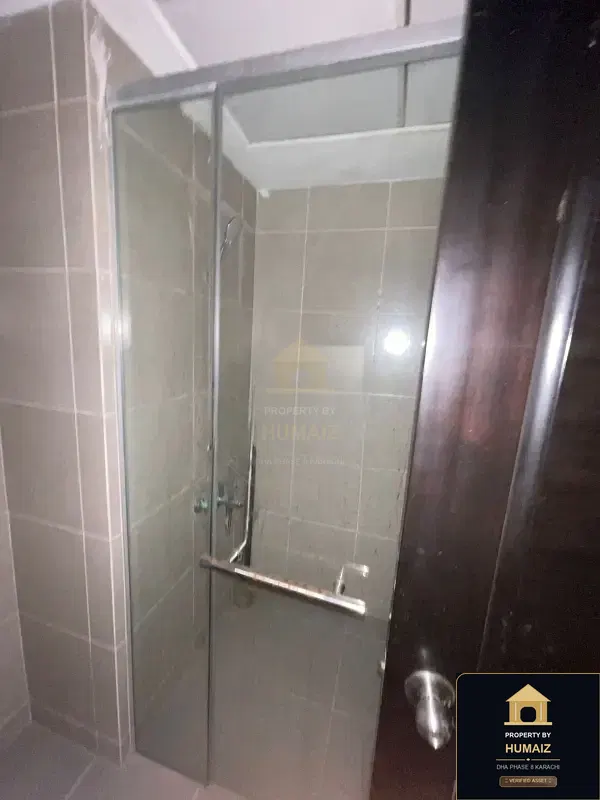 361 Sq. Yd. 3-Bedroom Luxury Villa at Coral Towers For Sale in DHA Phase 8 Karachi — Photograph 22
