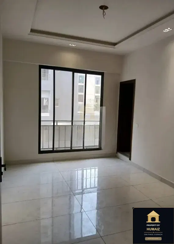 3-Bedroom Luxury Apartment (Brand New, 3 Bath, Suite 7) in DHA Phase 8 For Rent in DHA Phase 8 Karachi — Photograph 2