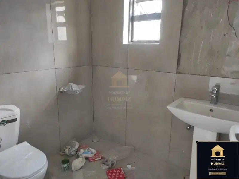 3-Bedroom Luxury Apartment (Basement, 3 Bath, Suite 24) on Al-Murtaza Commercial For Sale in DHA Phase 8 Karachi — Photograph 8